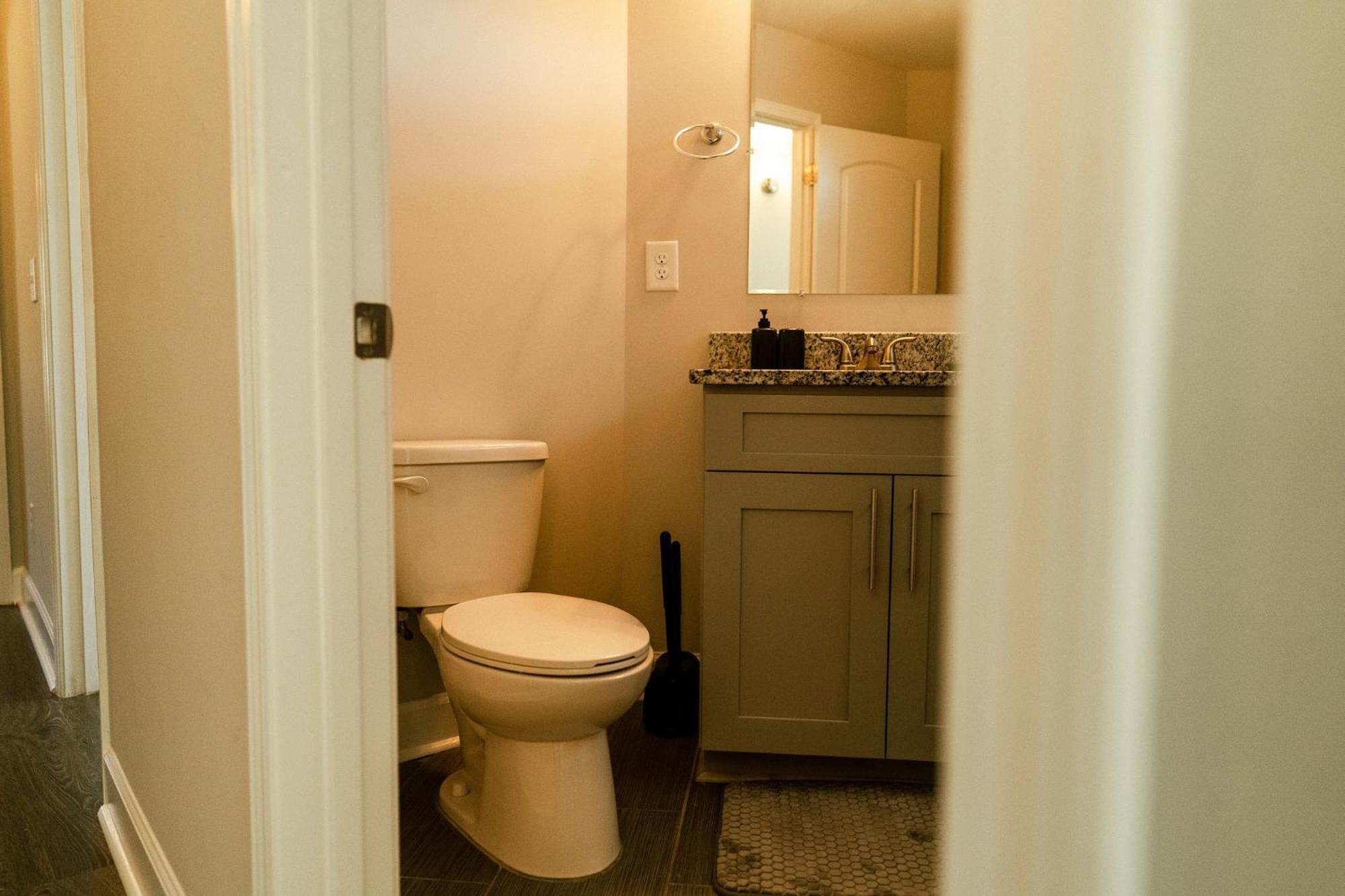 Enjoy This Mini-Mansion Near Downtown And The Airport! 애틀랜타 외부 사진