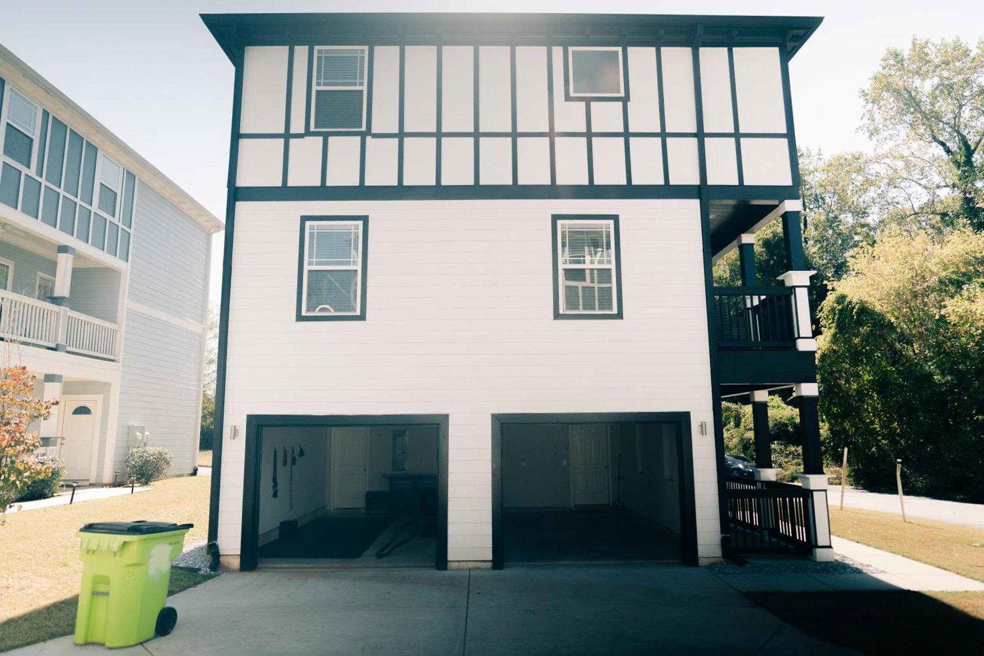 Enjoy This Mini-Mansion Near Downtown And The Airport! 애틀랜타 외부 사진